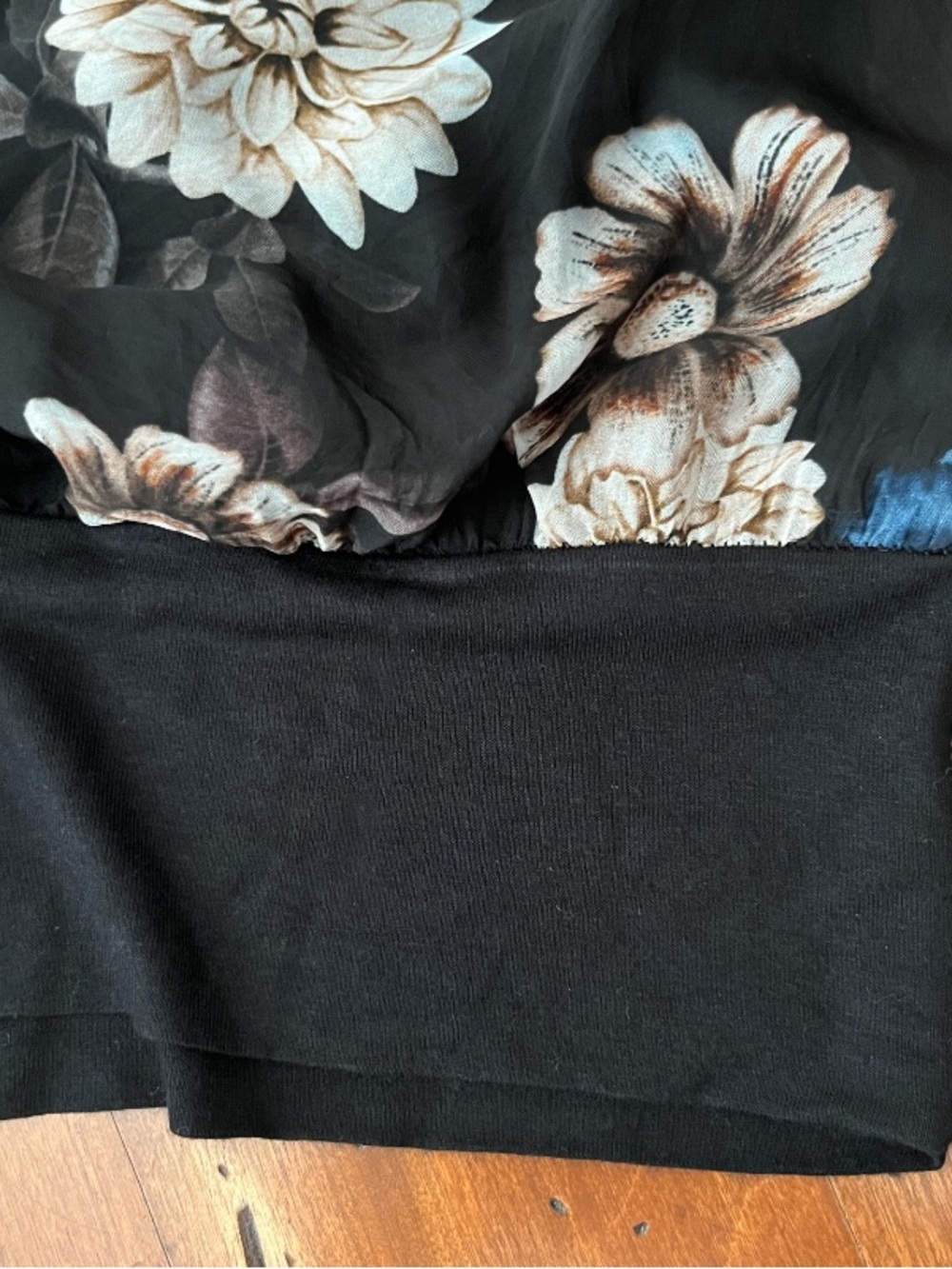 Viola Borghi Black Floral Silk Blend Blouse - Picture 3 of 4